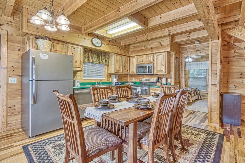Smoky Mountain Gem Villa Gatlinburg Exteriör bild