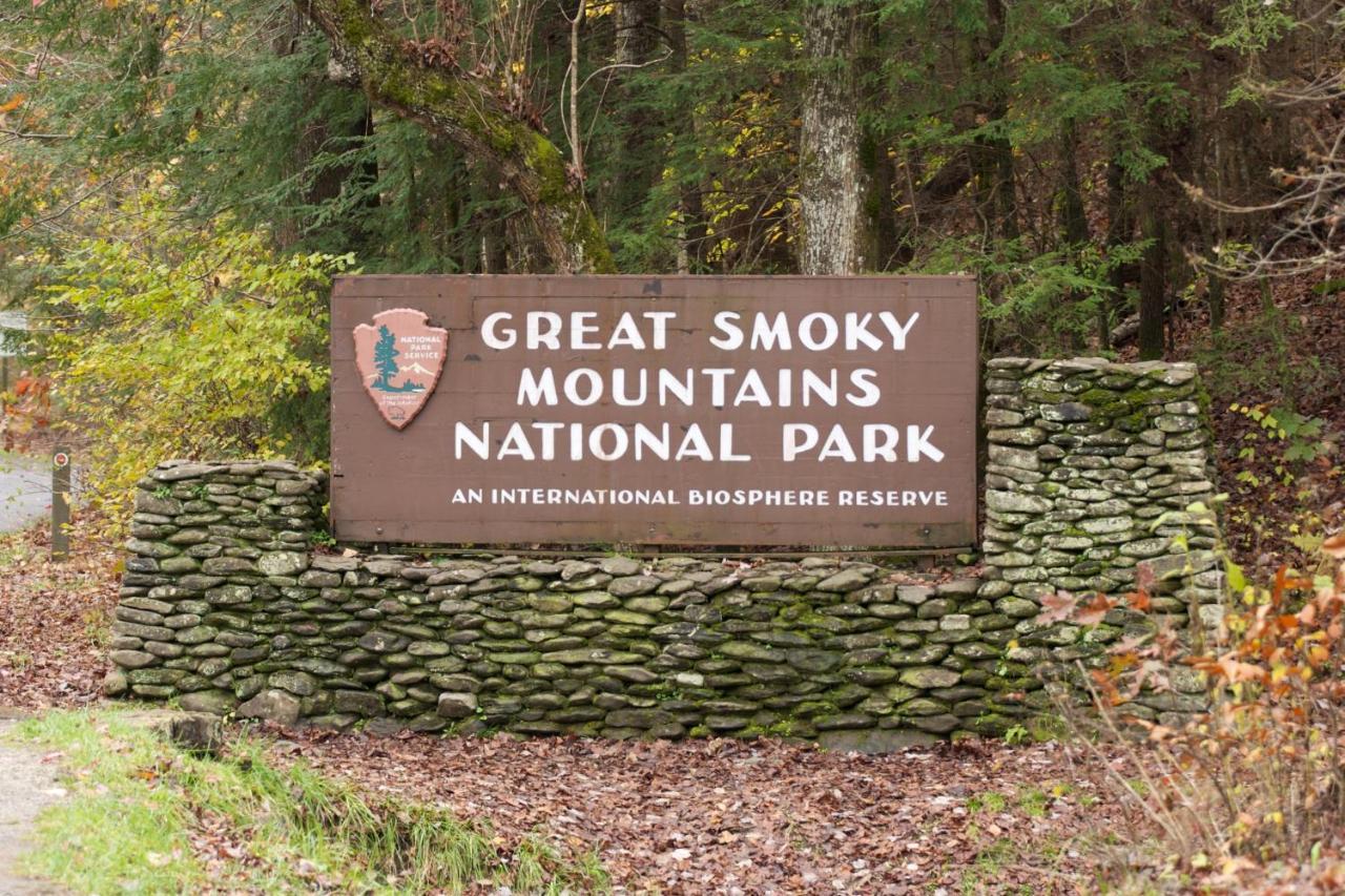 Smoky Mountain Gem Villa Gatlinburg Exteriör bild